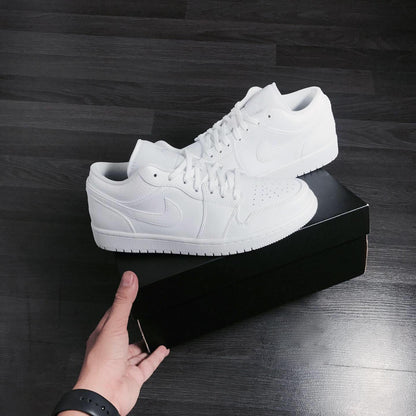 Nike Air Jordan 1 Retro Low Pure Platinum