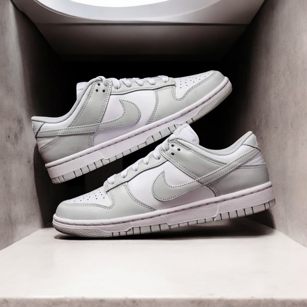 NIKE DUNK GREY