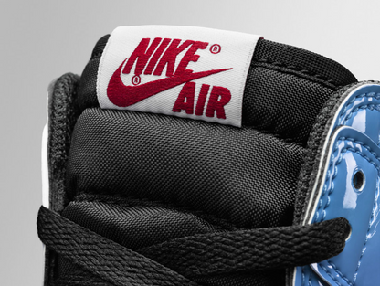 NIKE Air Jordan 1 High OG “FEARLESS”