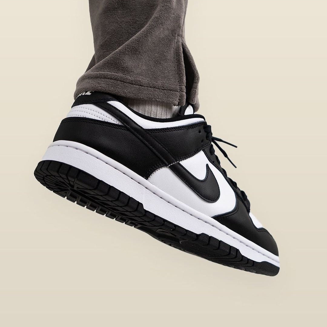 NIKE DUNK LOW PANDA
