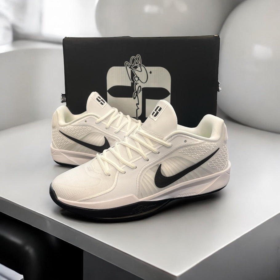 NIKE SABRINA 2 WB