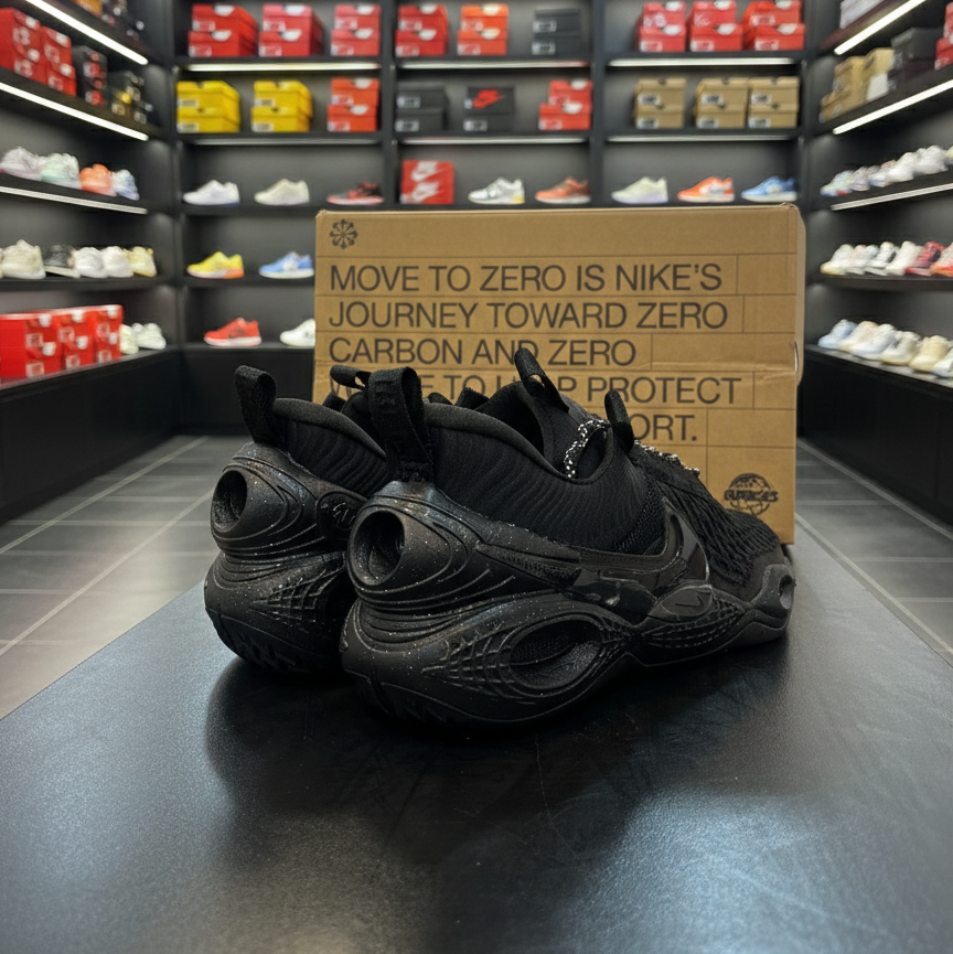 NIKE COSMIC BLK/BLK