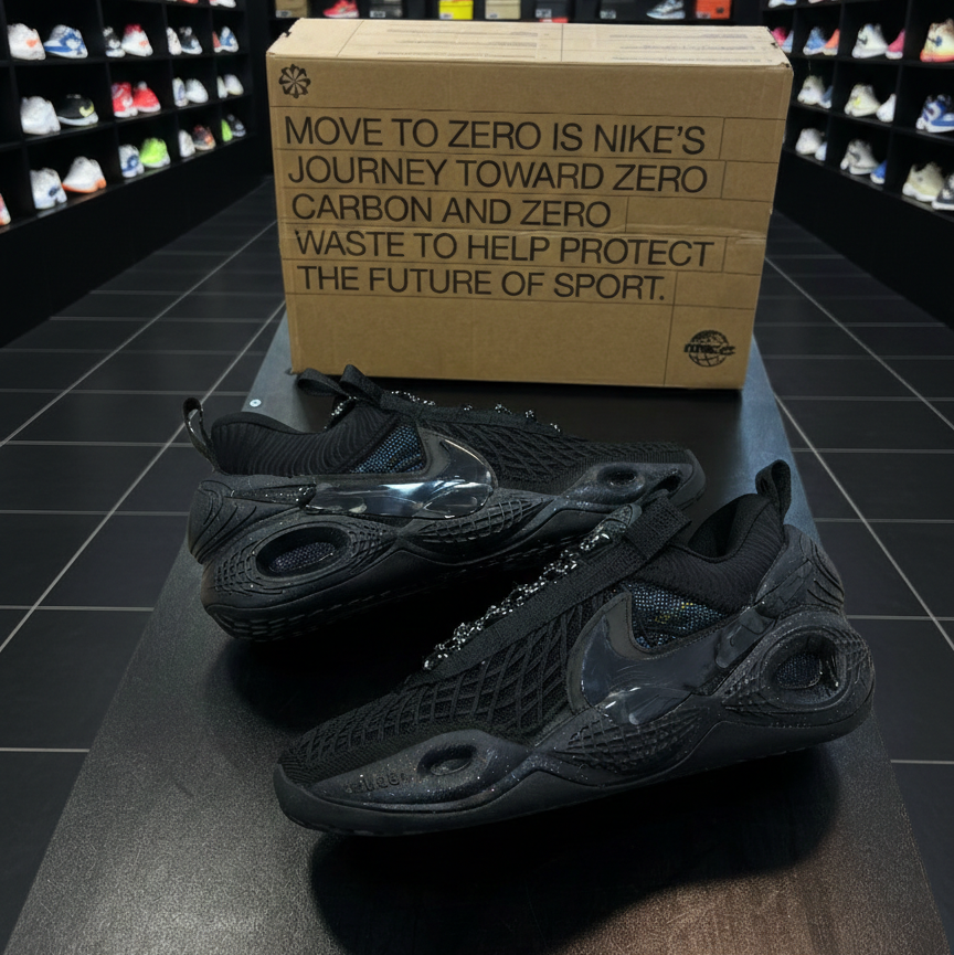 NIKE COSMIC BLK/BLK