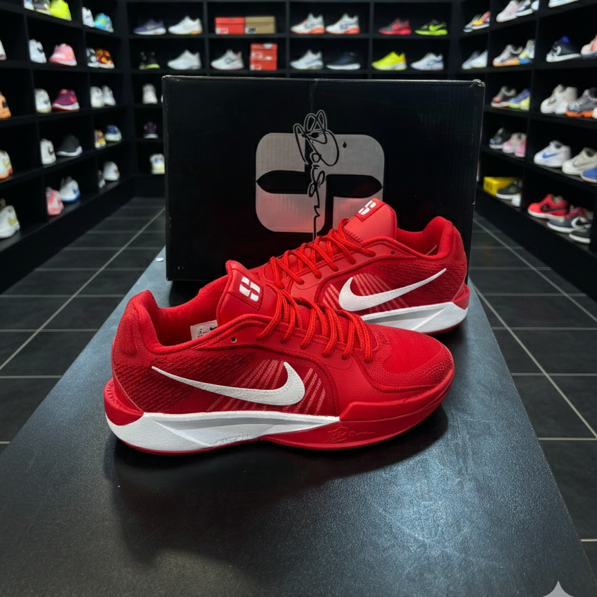 NIKE SABRINA 2 UNIVERSITY RED
