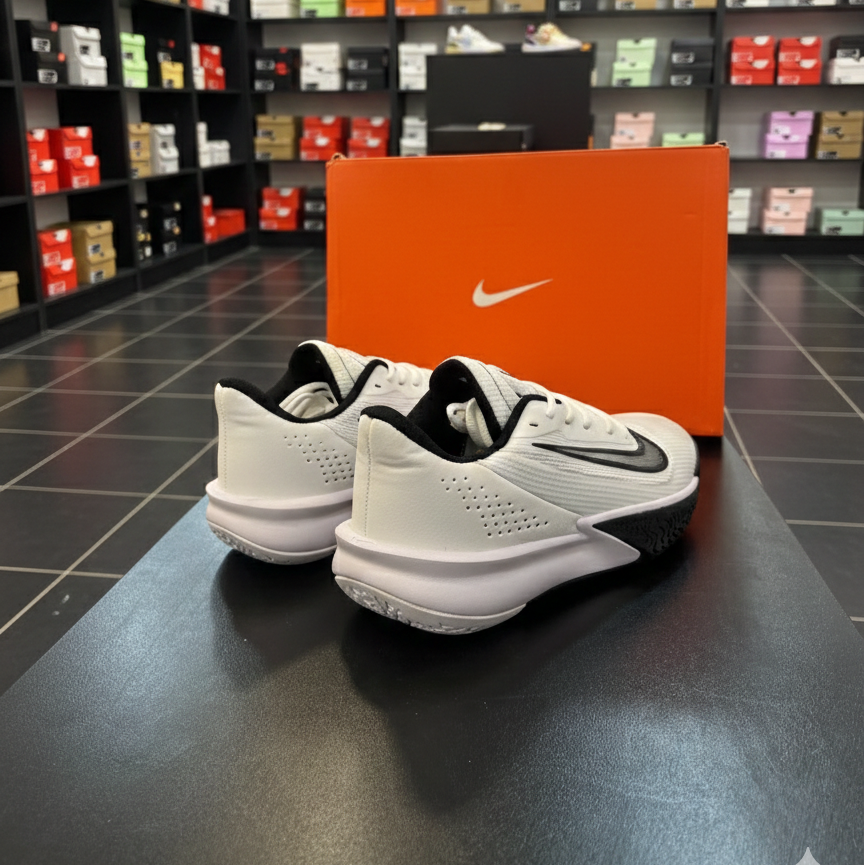 NIKE PRECISION 7