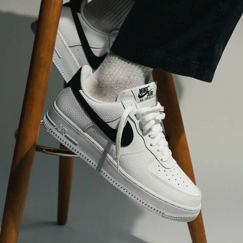 NIKE AIR FORCE 1 WB