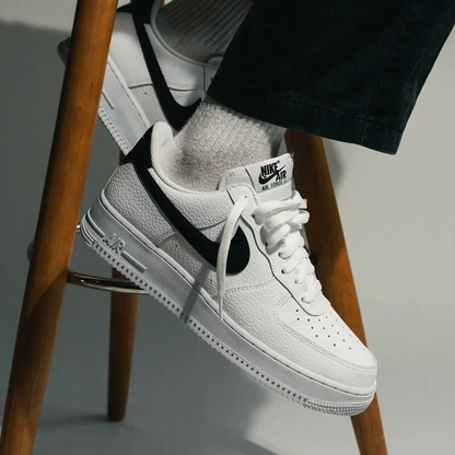 NIKE AIR FORCE 1 WB